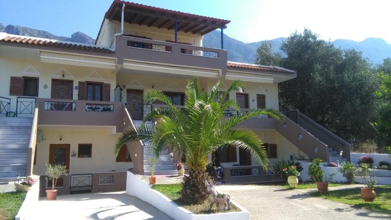 Mιχαλης Apartments Paramythia Exterior photo